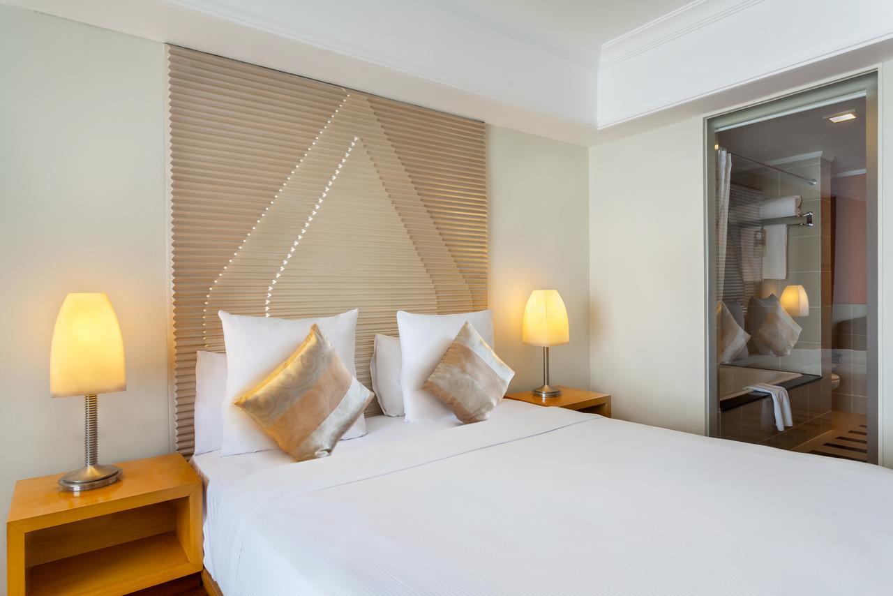 Novotel Semarang - GeNose Ready, CHSE Certified Exterior foto